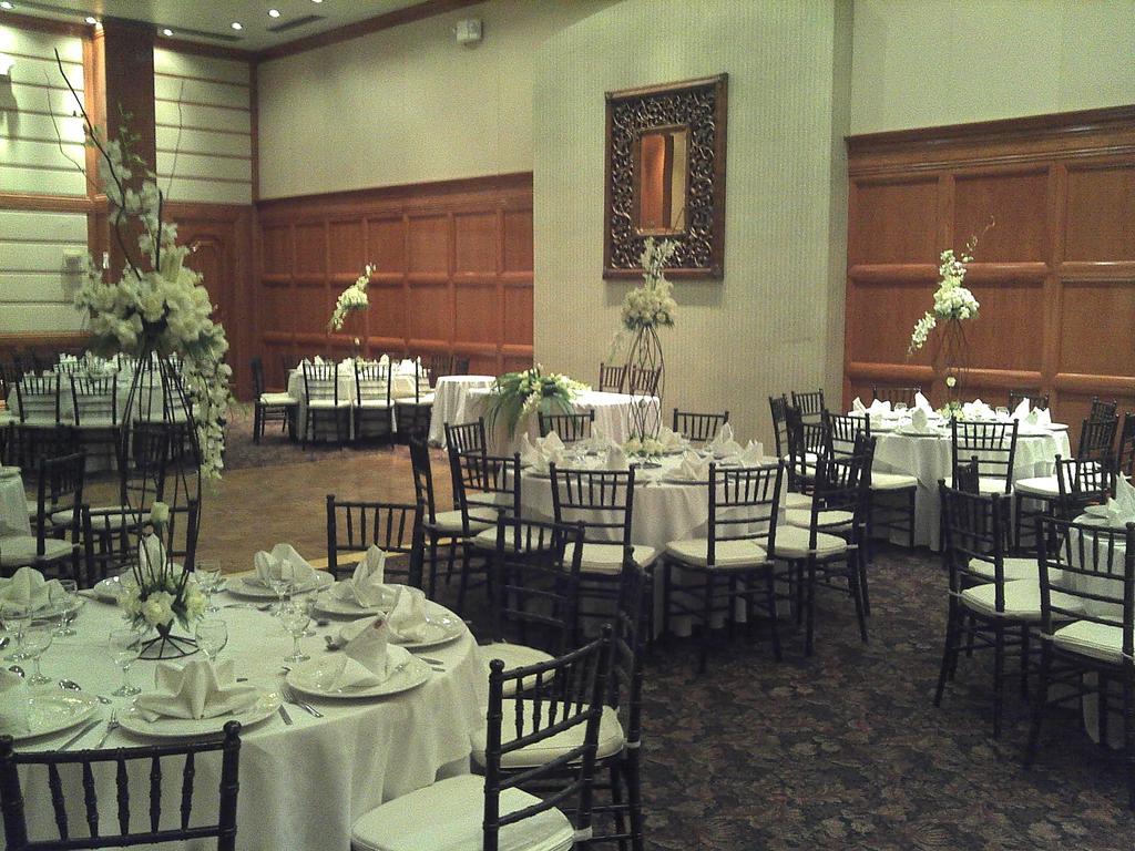Royal Garden Reynosa Hotel Buitenkant foto